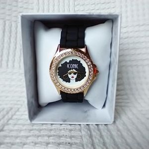 Beautiful Unique Iconic Watch in Black and Gold